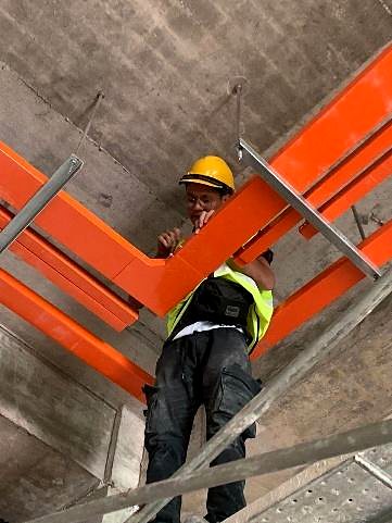 Cable tray installation